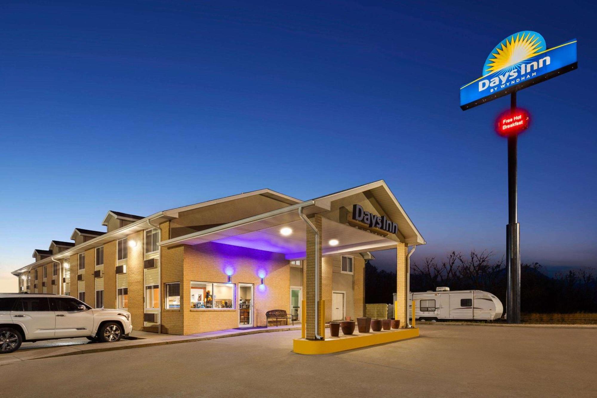 Days Inn By Wyndham Ogallala Exterior photo